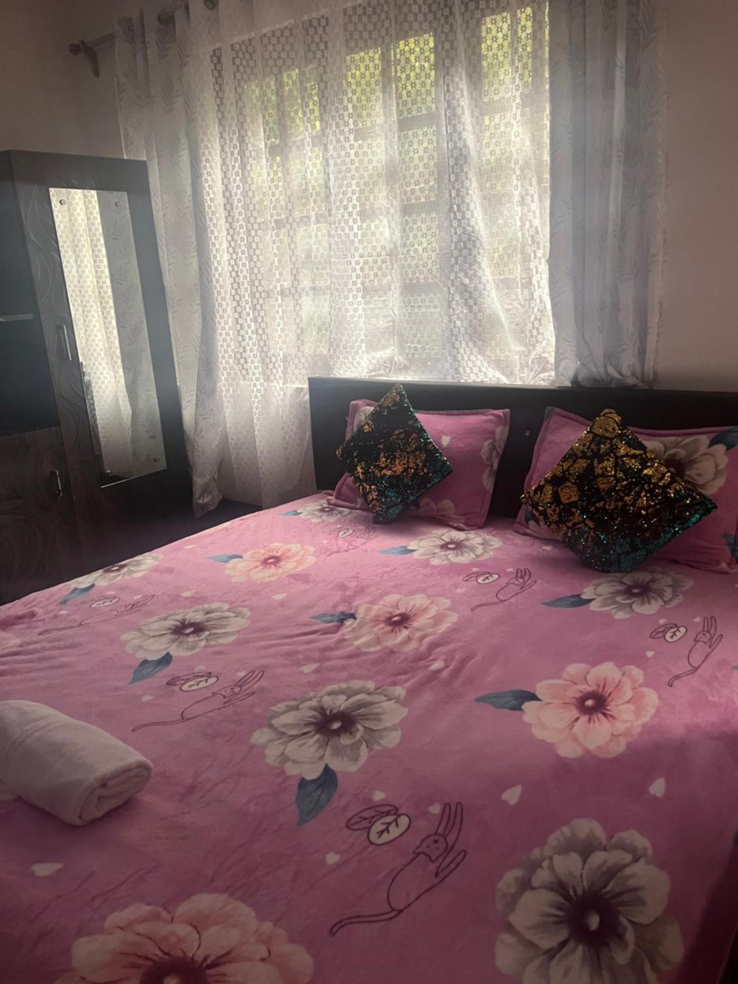 Shalom Inn Home Stay Дарджилинг Экстерьер фото