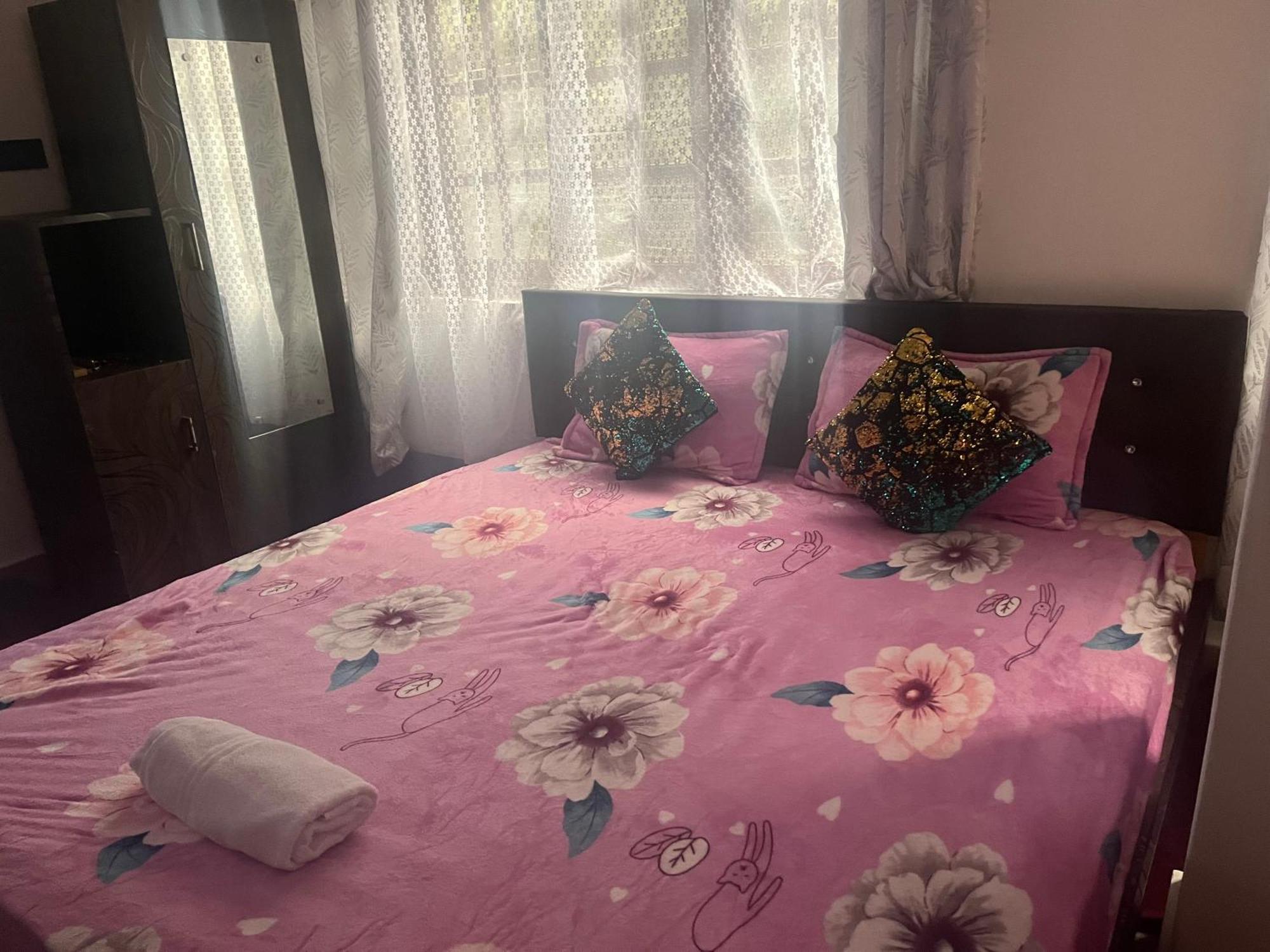 Shalom Inn Home Stay Дарджилинг Экстерьер фото