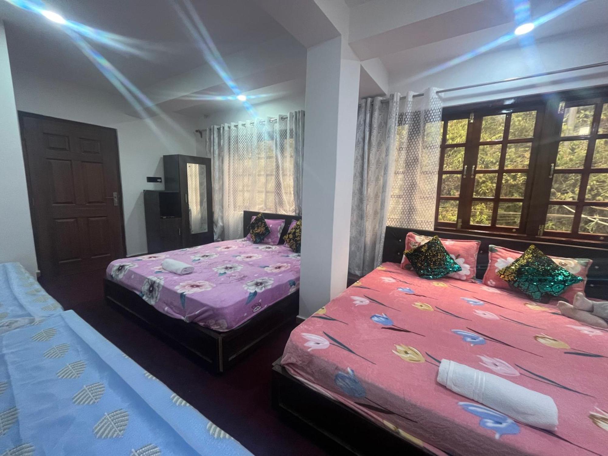 Shalom Inn Home Stay Дарджилинг Экстерьер фото